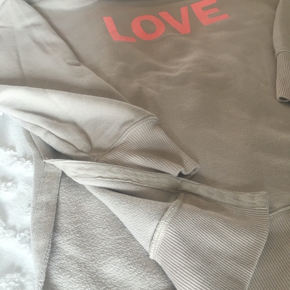 aerie cream sweatshirt - Picture 3 of 3